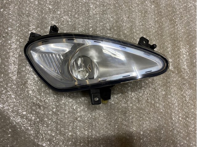 Права протитуманні фари A2218200256 MERCEDES