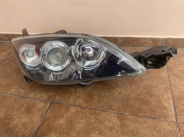 Права блок фара BP4K510K0D MAZDA