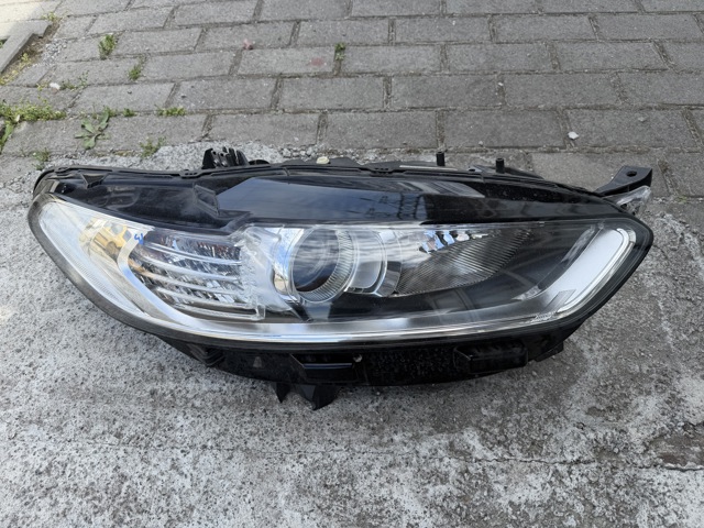 Фара правая DS7313W029AE FORD