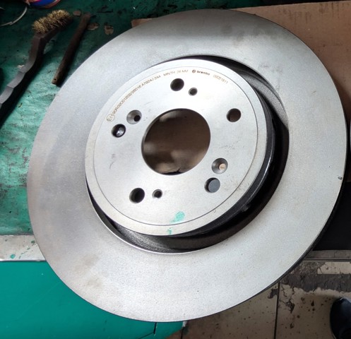 Диск гальмівний передній 09D21811 BREMBO