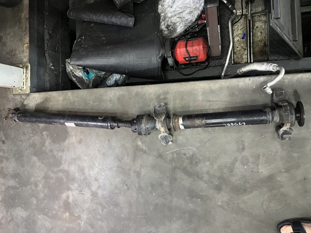 Вал карданний задній 3710048030 TOYOTA