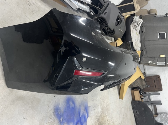 Кожух бампера заднього 51128493938 BMW