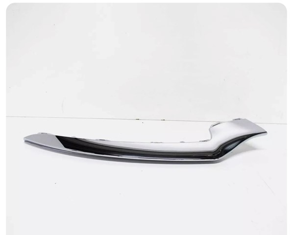Молдинг переднього бампера, правий A2078850874 MERCEDES