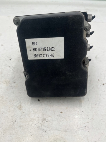 Блок керування АБС (ABS) 6R0614117AD VAG