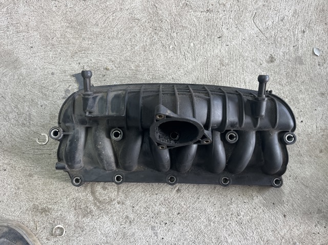 Колектор впускний 03G129713AF VAG