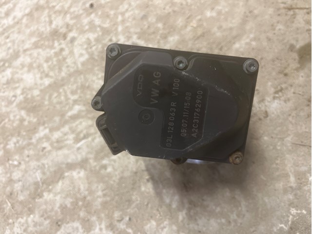 Заслінка повітряна 03L128063R VAG
