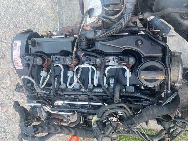 Форсунка вприску палива 03L130277B VAG