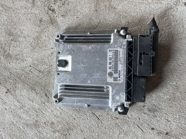 Блок двигуна 03L906022T VAG