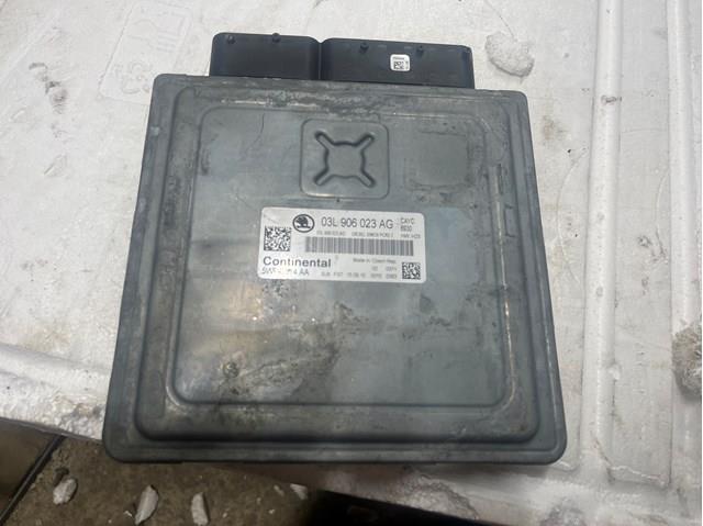 Модуль управління двигуном 03L906023AG VAG