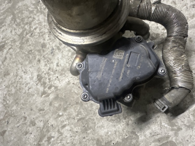 Клапан EGR рециркуляції газів 04B131501D VAG
