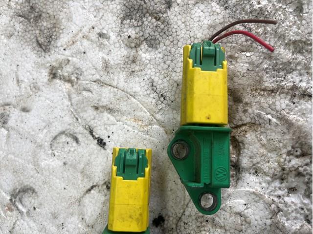 Датчик Айрбег передній 1K0909606D VAG