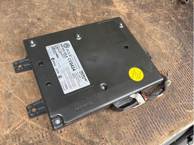 Блок керування Bluetooth 1K8035730B VAG