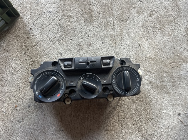 Блок управління пічкою 1Z0820047F VAG