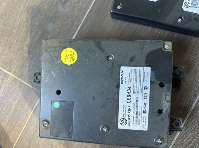 Блок керування Bluetooth 3C0035729F VAG