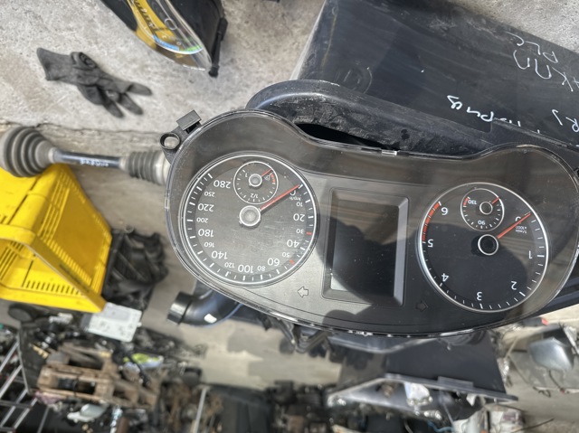 Покажчик напруги (вольтметр) 5C6920871A VAG