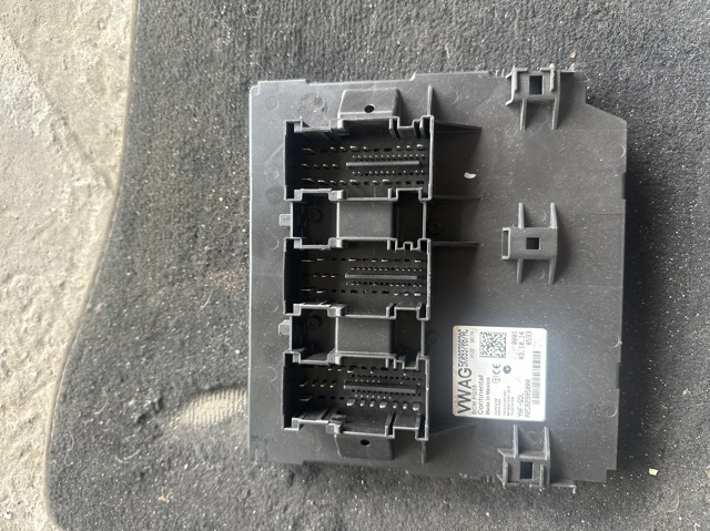 Блок управління комфорту 5K0937087AC VAG
