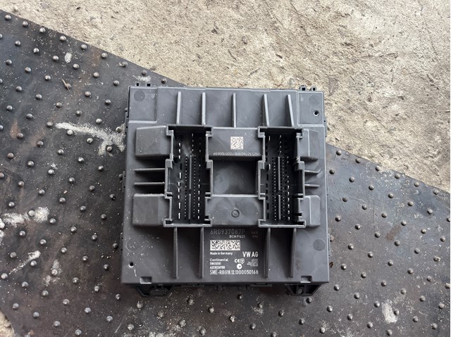 Блок управління комфорту 6R0937087P VAG