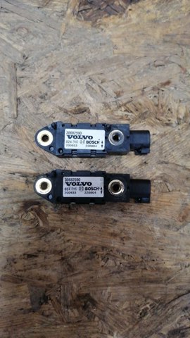 Датчик Ейрбег передній 30682590 VOLVO