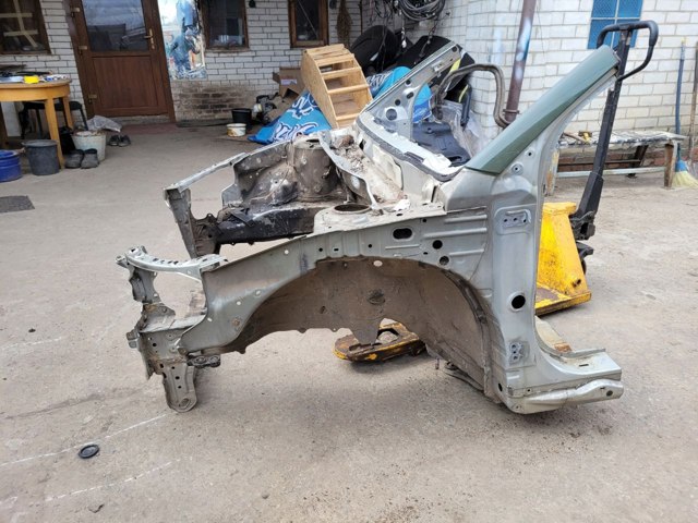 Панель бризковика моторного відсіку, ліва 5370205060 TOYOTA