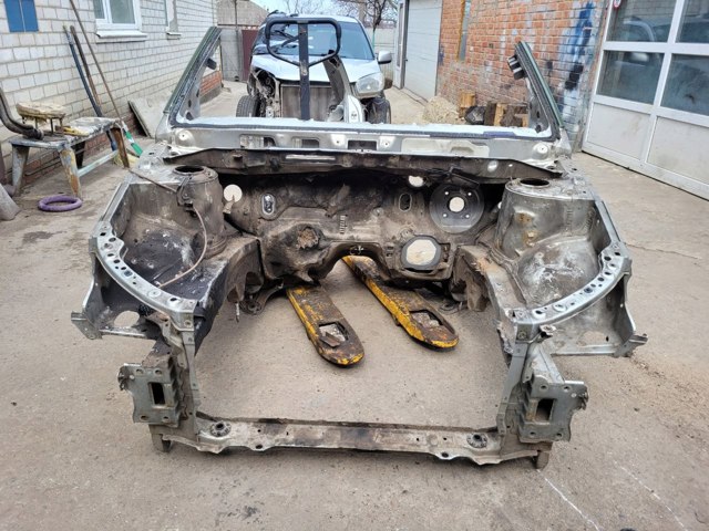 Телевізор нижній 5710405040 TOYOTA