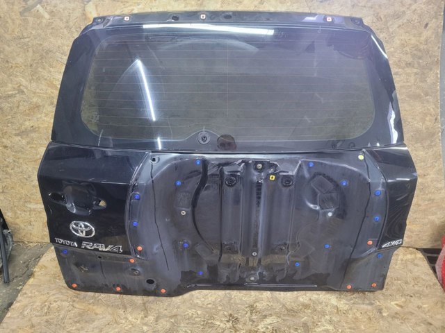 П'яті двері Тойота Рав 4 3