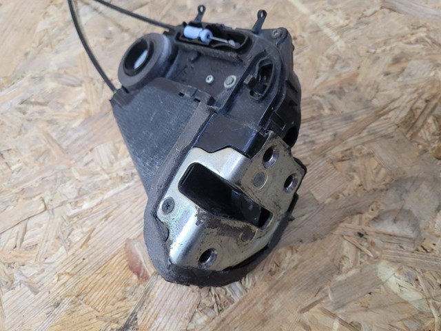 Замок задньої двері, лівої 690600D060 TOYOTA