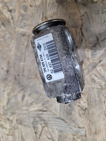 Клапан розширювальний 7P0820679A VAG