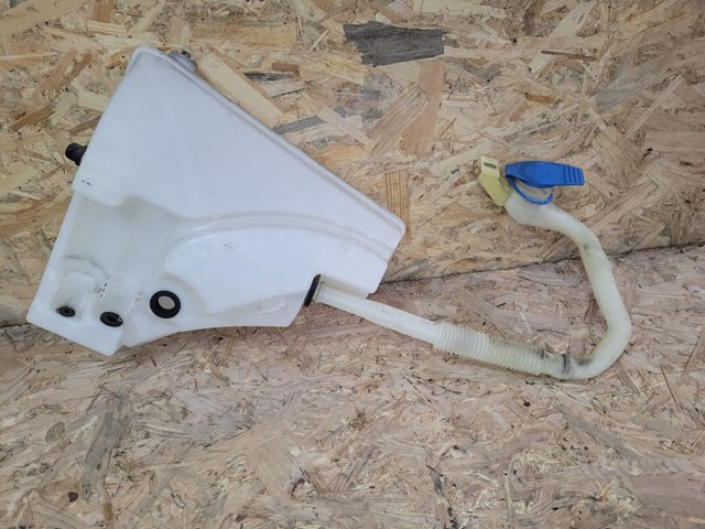 Горловина бачка омивача 7P6955463 VAG