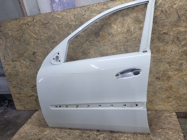 Двері кабіни A1647200905 MERCEDES