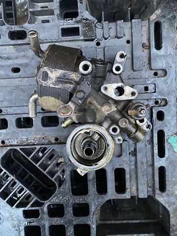 Кронштейн масляного фільтра 1230A021 MITSUBISHI