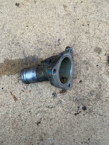 Кожух термостата Mitsubishi L 200 4