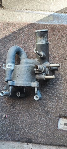 Корпус термостата 1632331011 TOYOTA