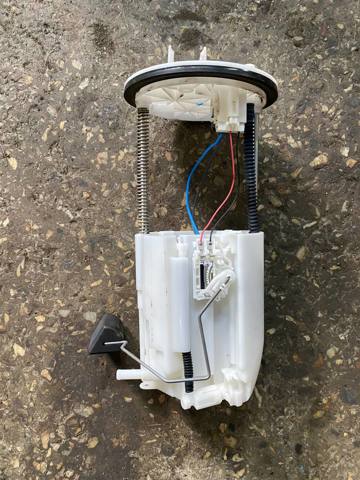 Електробензонасос 1760A416 MITSUBISHI