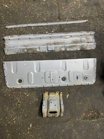 Перегородка 5251A784 MITSUBISHI