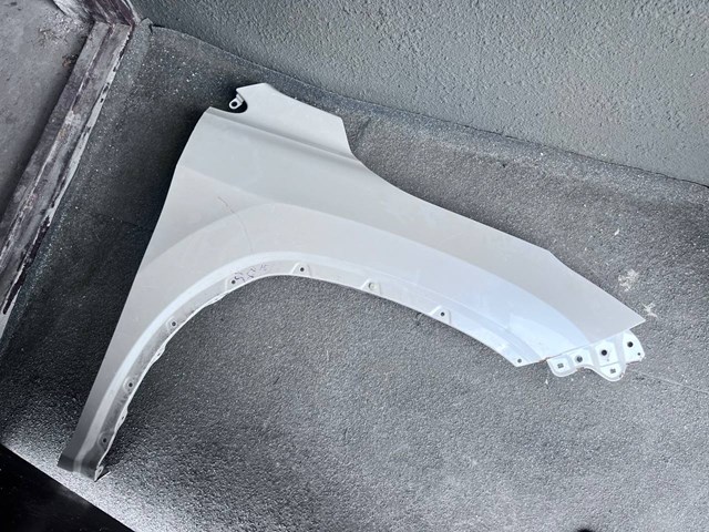 Переднє праве крило 5380148120 TOYOTA