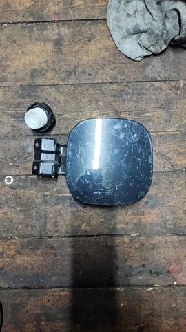 Дверцята бензобака 5940A226 MITSUBISHI