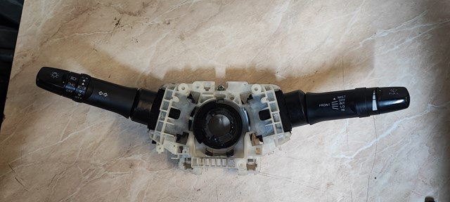 Перемикач підрульовий 8600A840 MITSUBISHI