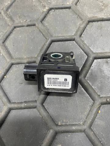 Датчик AIRBAG передній 8651A069 MITSUBISHI
