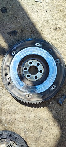 Маховик двигуна MN128441 MITSUBISHI