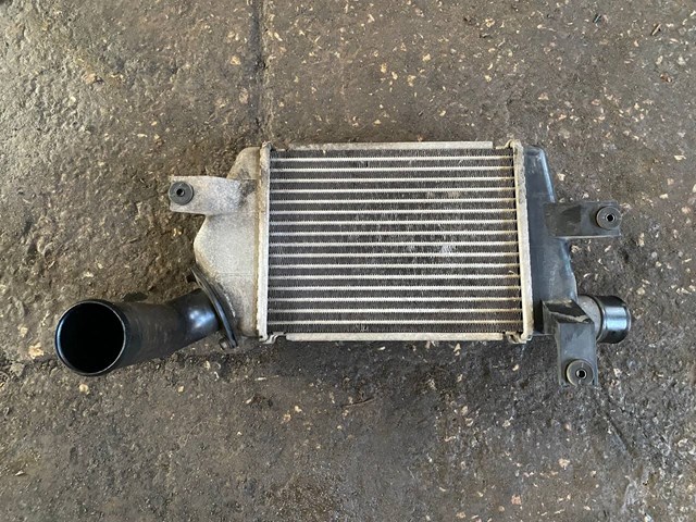 Радіатор інтеркулера MN135001 MITSUBISHI
