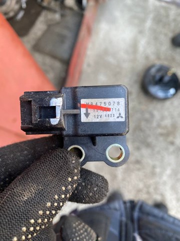 Датчик поперечного прискорення (ESP) MR475078 MITSUBISHI