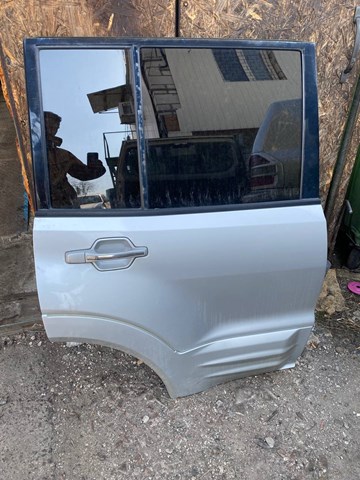 Двері задні в зборі MR496880 MITSUBISHI