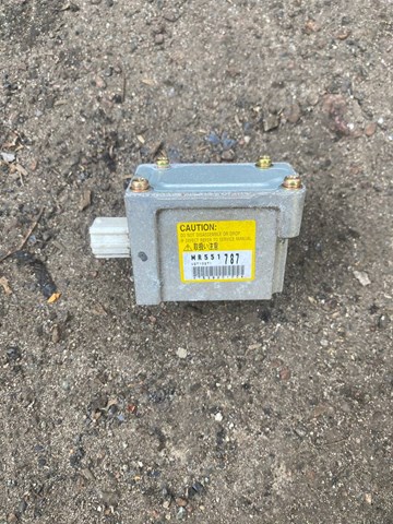 Датчик AIRBAG передній MR551787 MITSUBISHI