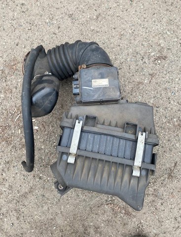 Корпус повітряного фільтра, верхня частина MR968974 MITSUBISHI