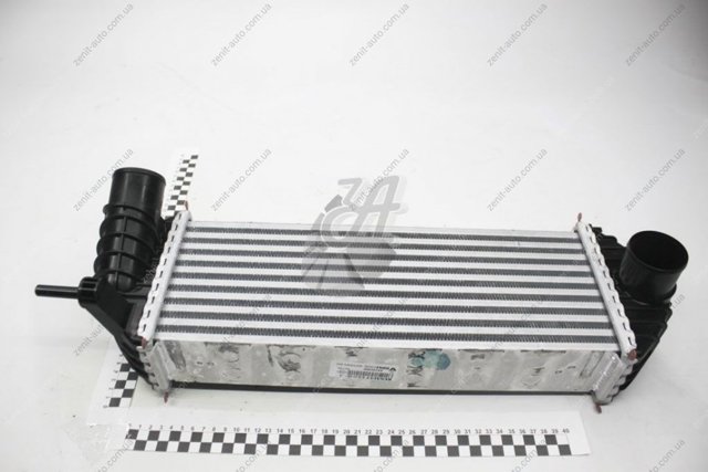 Система охолодження наддувочного повітря 8200427469 RENAULT