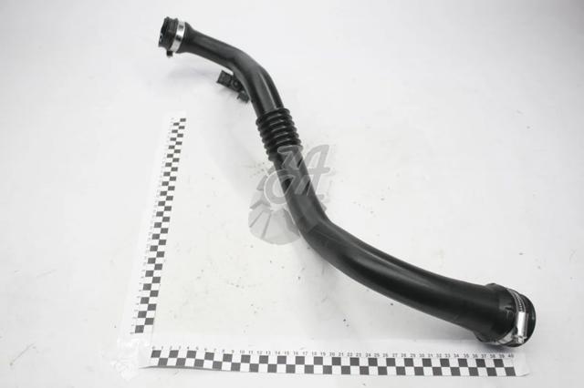 Шланг/патрубок интеркуллера 8200590198 RENAULT