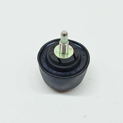 Буфер-відбійник 5-й двері / кришки багажника 8200756598 RENAULT