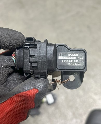 Датчик тиску повітря 0261230030 BOSCH