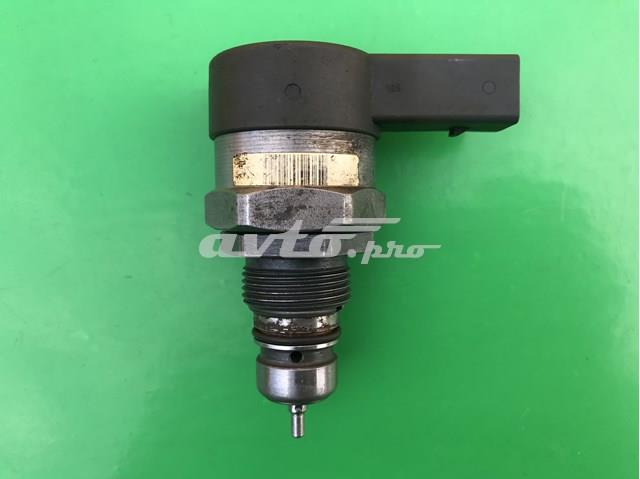 Регулятор тиску палива 0281002738 BOSCH