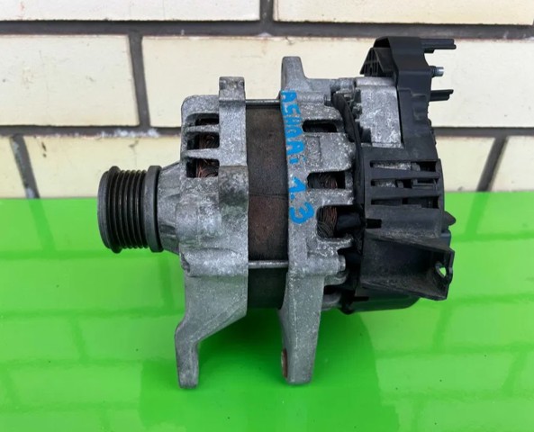 Авто генератор 2310A1749R NISSAN